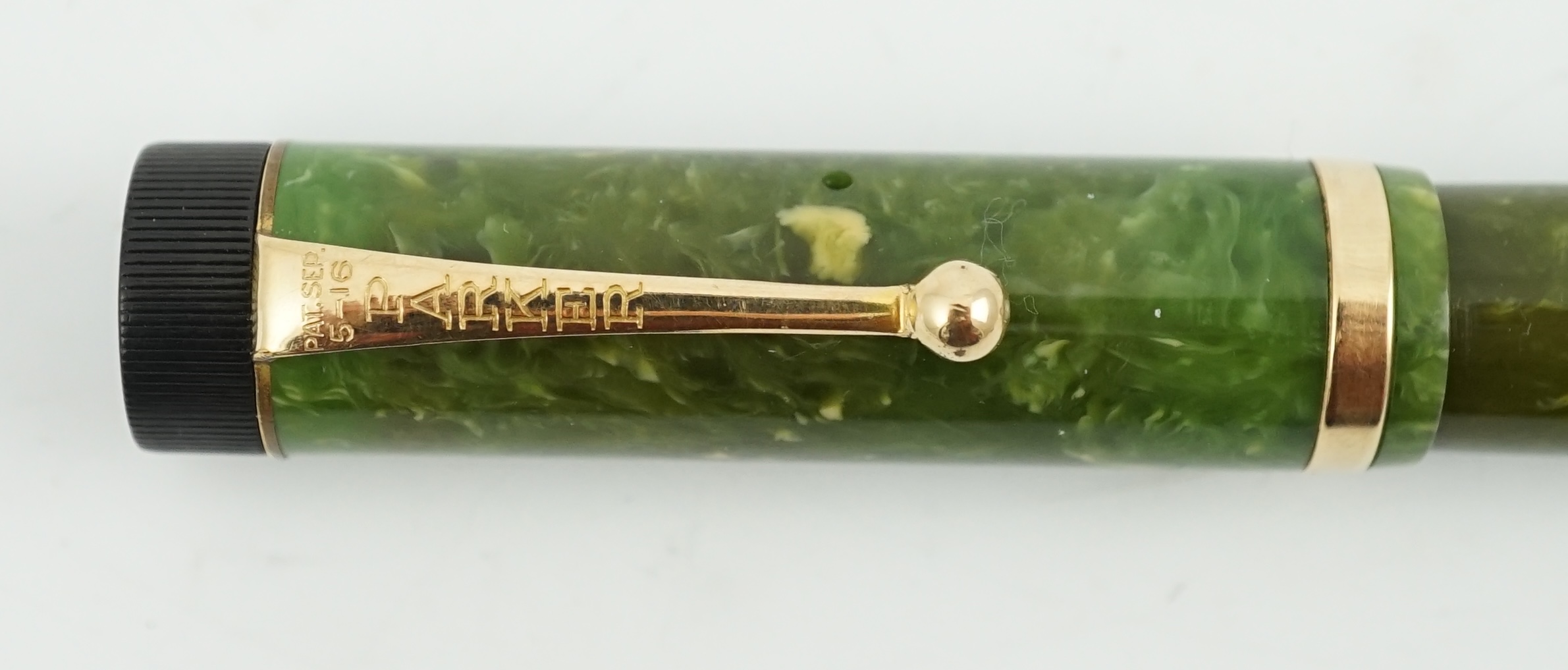 A Parker Duofold Lucky Curve Senior in jade green